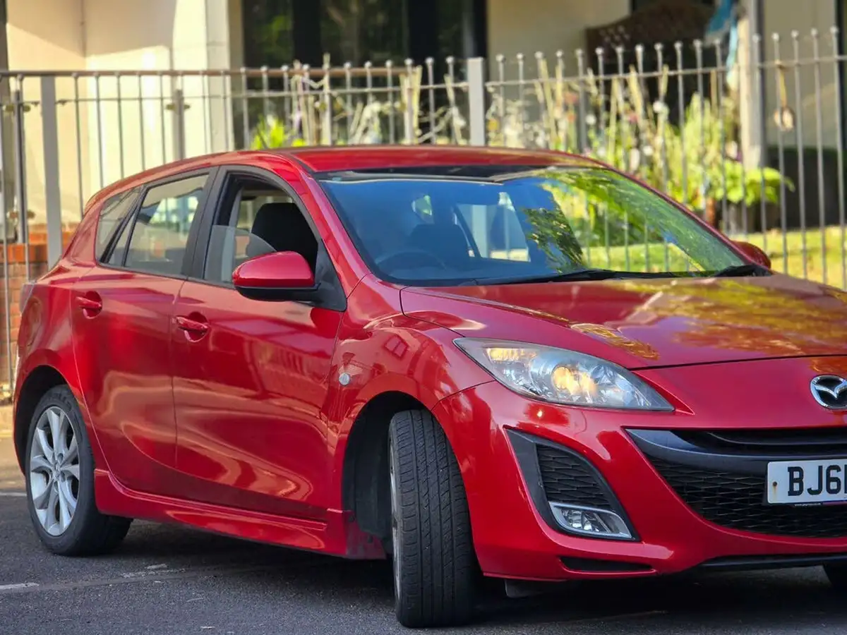 2011-mazda-mazda3-16-takuya-103bhp-big-23
