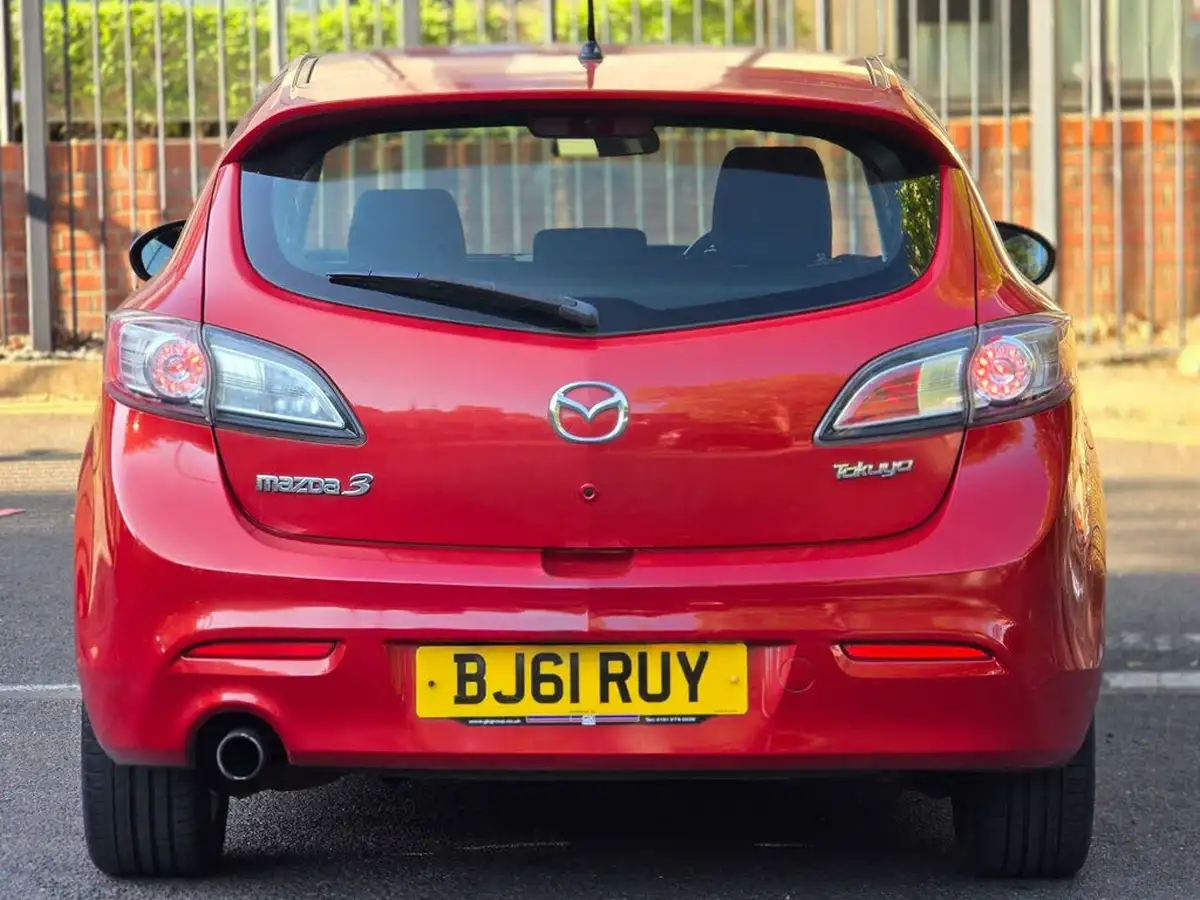 2011-mazda-mazda3-16-takuya-103bhp-big-47