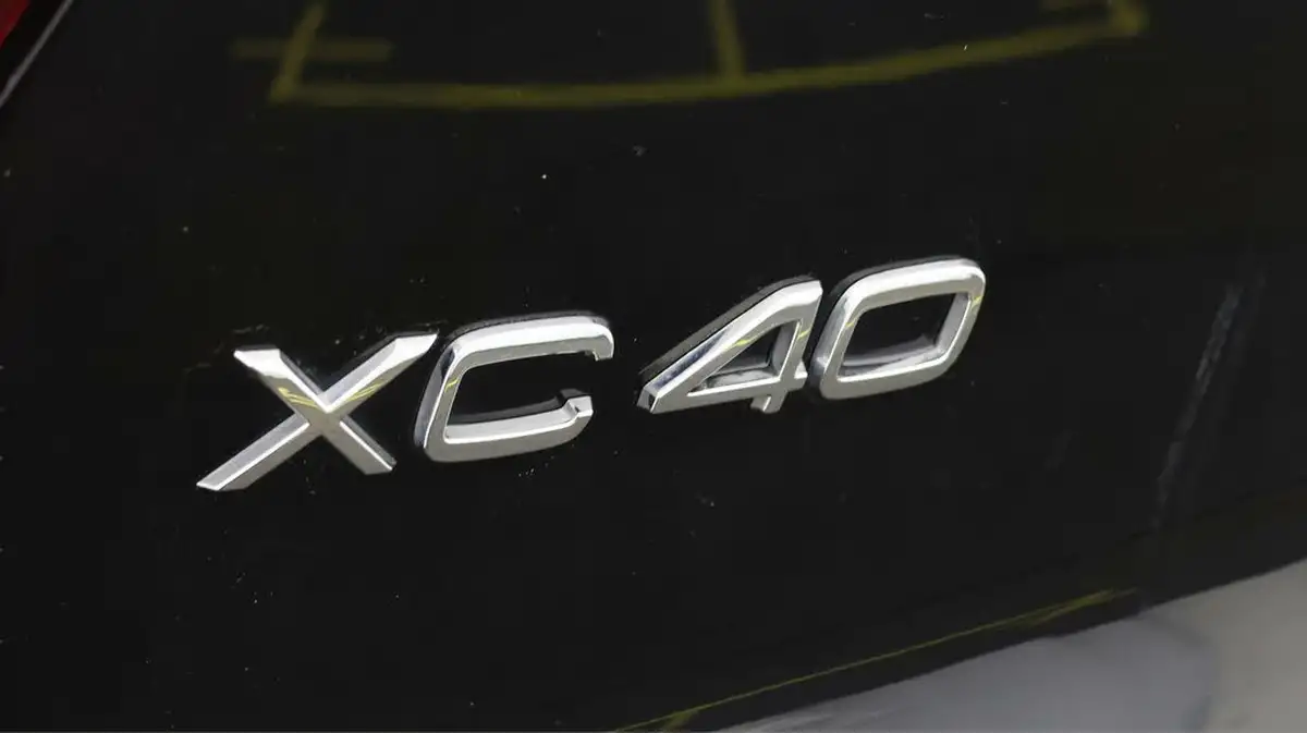 2020-volvo-xc40-15-t5-inscription-pro-plug-in-hybrid-big-19