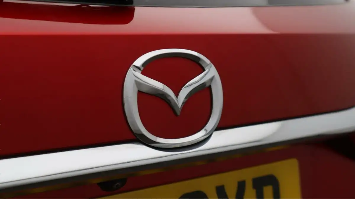 2022-mazda-mazda6-20-skyactiv-g-sport-tourer-5d-big-21