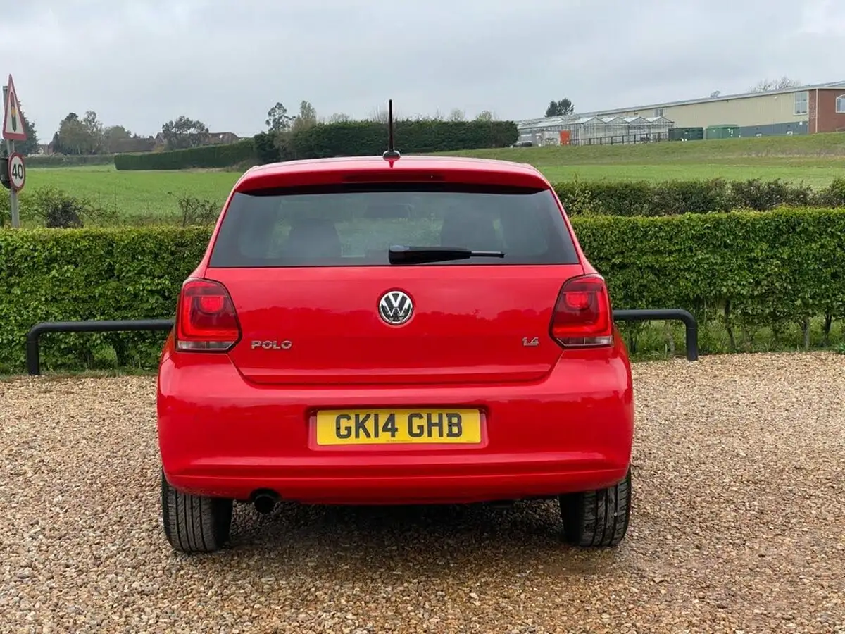 2014-volkswagen-polo-14-match-edition-3d-dsg-big-6