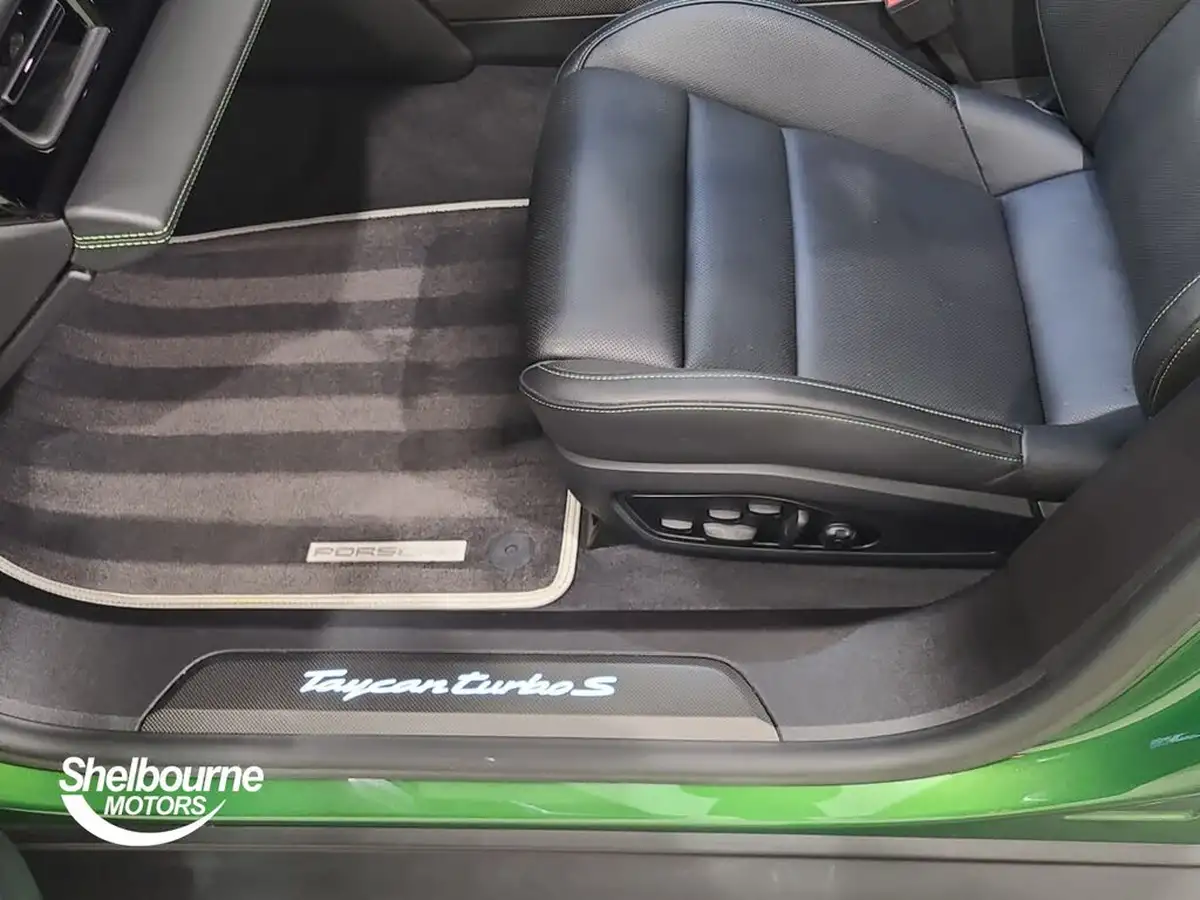 2022-porsche-taycan-e-turbo-s-big-9