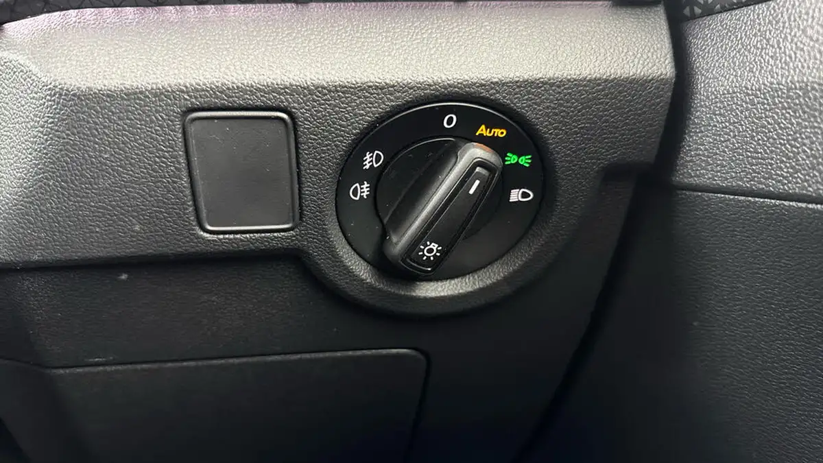 2022-volkswagen-t-cross-10-tsi-sel-dsg-big-20