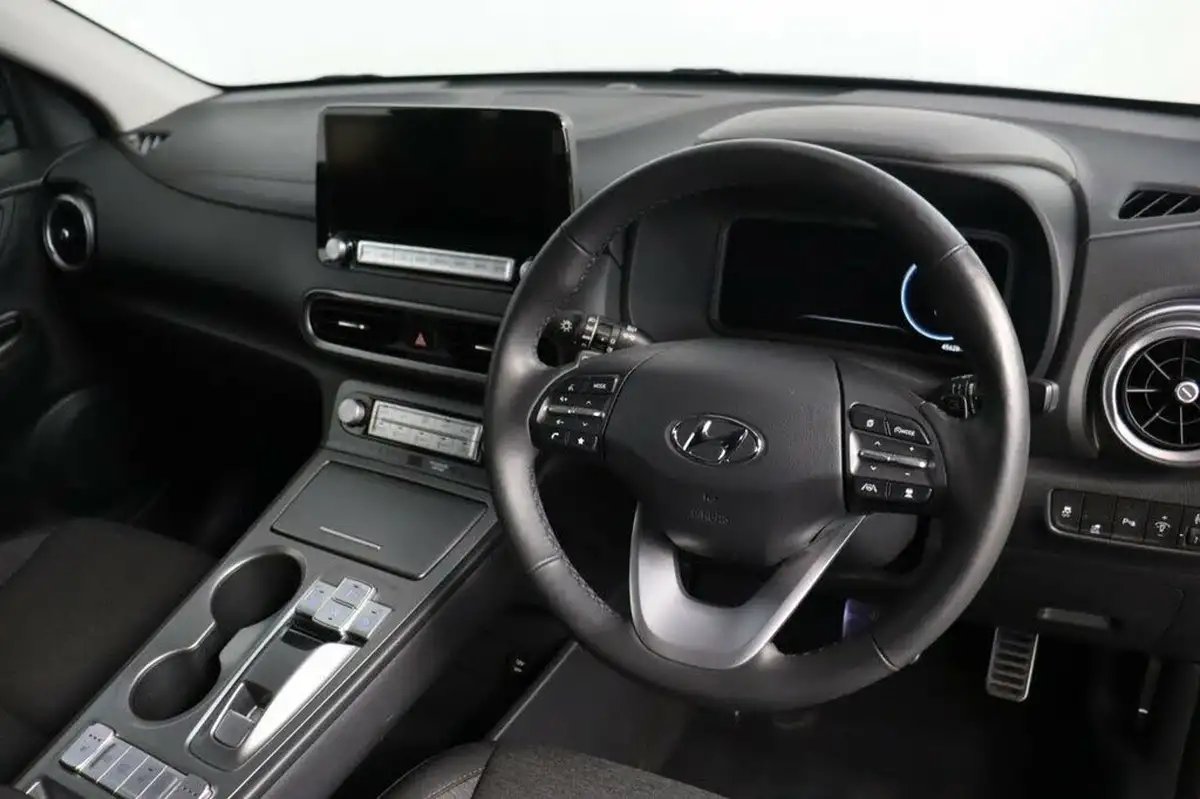 2021-hyundai-kona-e-premium-204ps-64kwh-7kw-obc-big-23