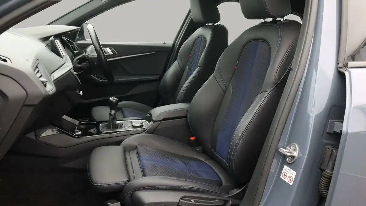 2022-bmw-1-series-15-118i-m-sport-lcp-big-14