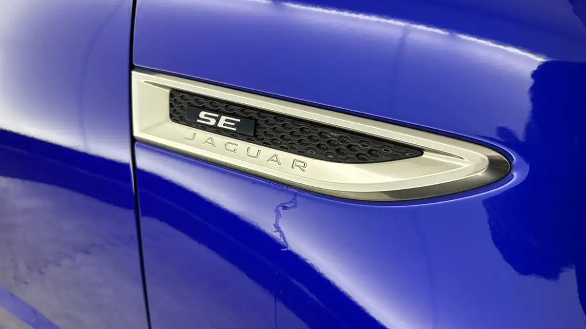 2018-jaguar-e-pace-20-i4d-r-dynamic-se-180ps-big-26