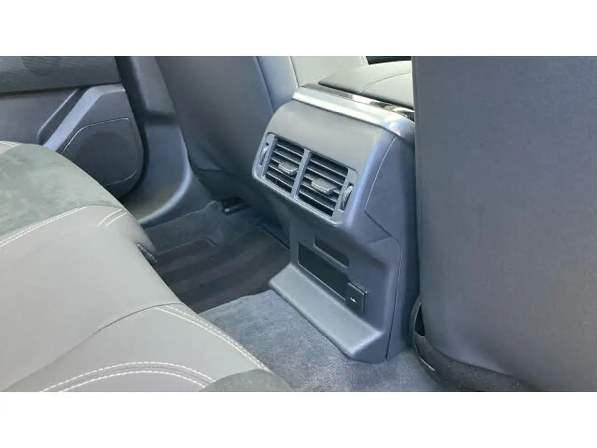 2023-land-rover-range-rover-velar-20-d200-velar-big-17