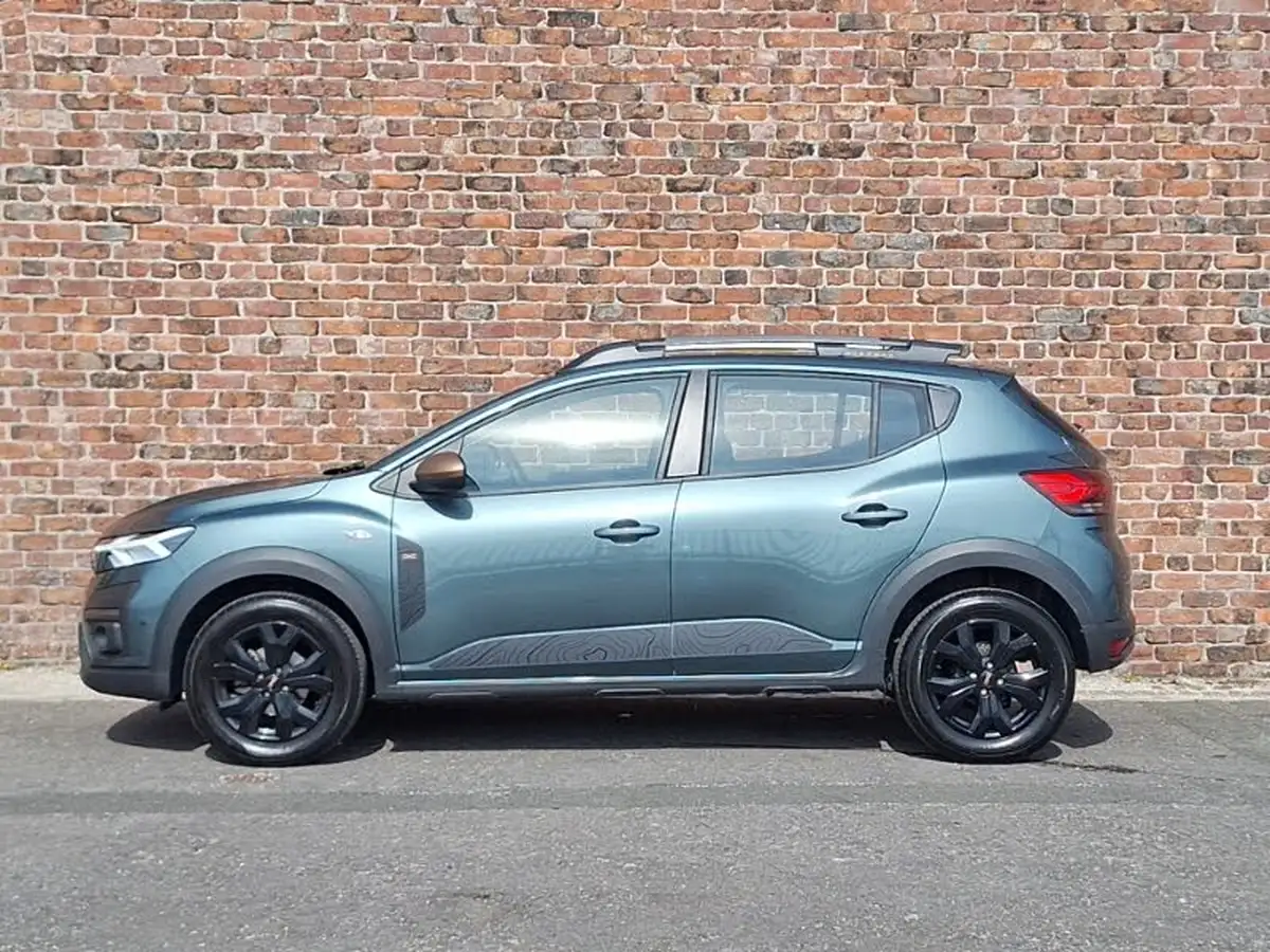 2024-dacia-sandero-stepway-10-tce-extreme-110bhp-big-3