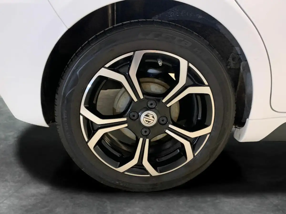 2023-mg-mg3-15-vti-tech-exclusive-nav-big-29