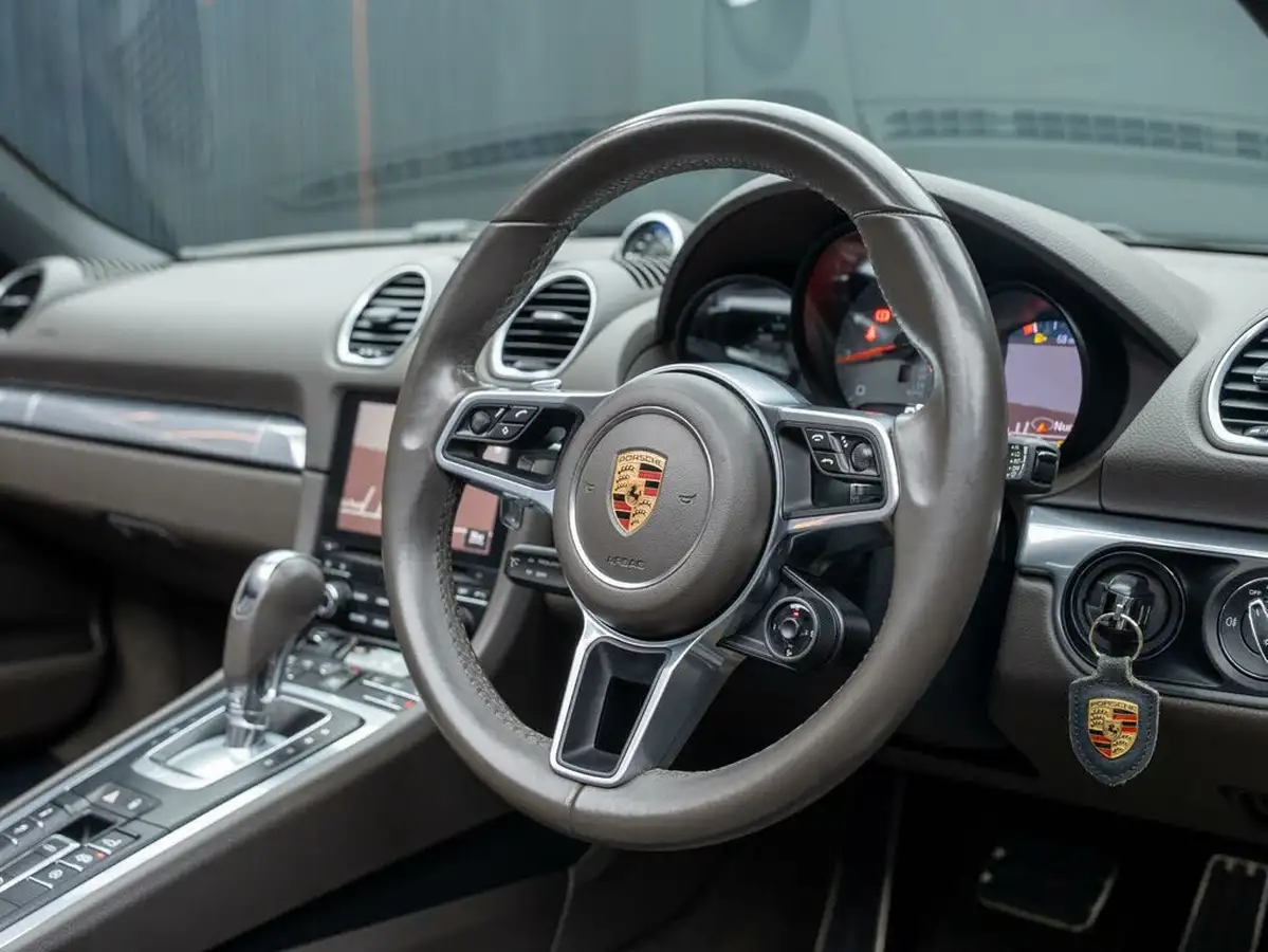 2016-porsche-boxster-718-25-boxster-s-pdk-big-3
