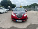 2014-chrysler-ypsilon-12-blackred-small-2