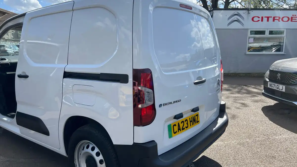 2023-citroen-berlingo-e-enterprise-edition-m-50kwh-800-big-43
