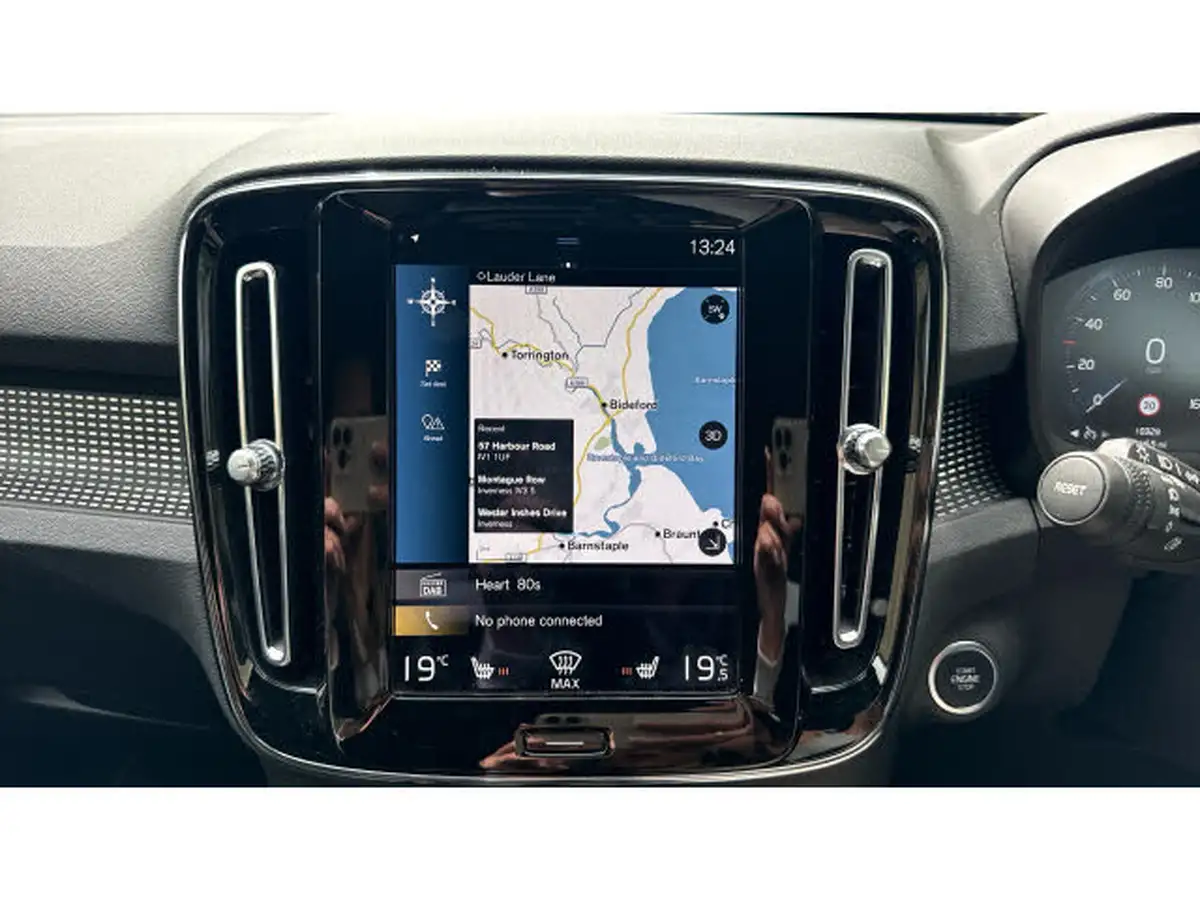 2022-volvo-xc40-15-t5-r-design-pro-big-29