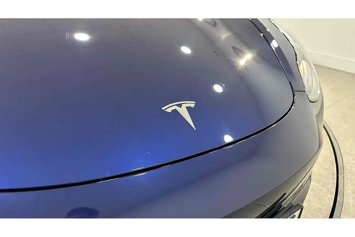 2022-tesla-model-3-e-performance-big-15