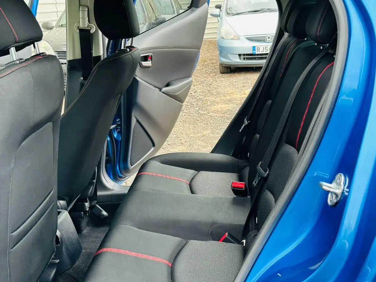 2016-mazda-mazda2-15-sport-nav-90ps-big-38