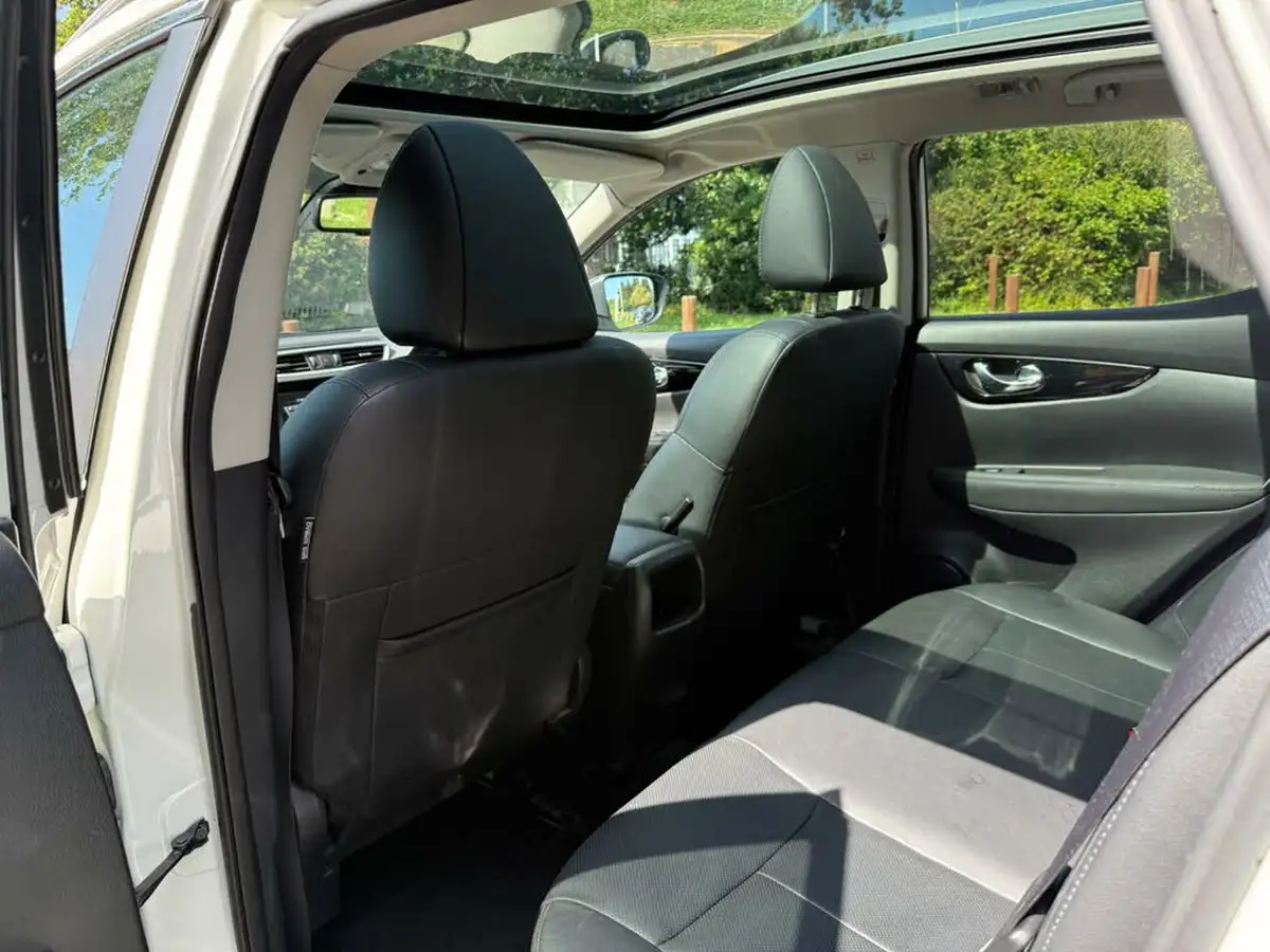 2017-nissan-qashqai-12-dig-t-tekna-xtronic-cvt-big-24