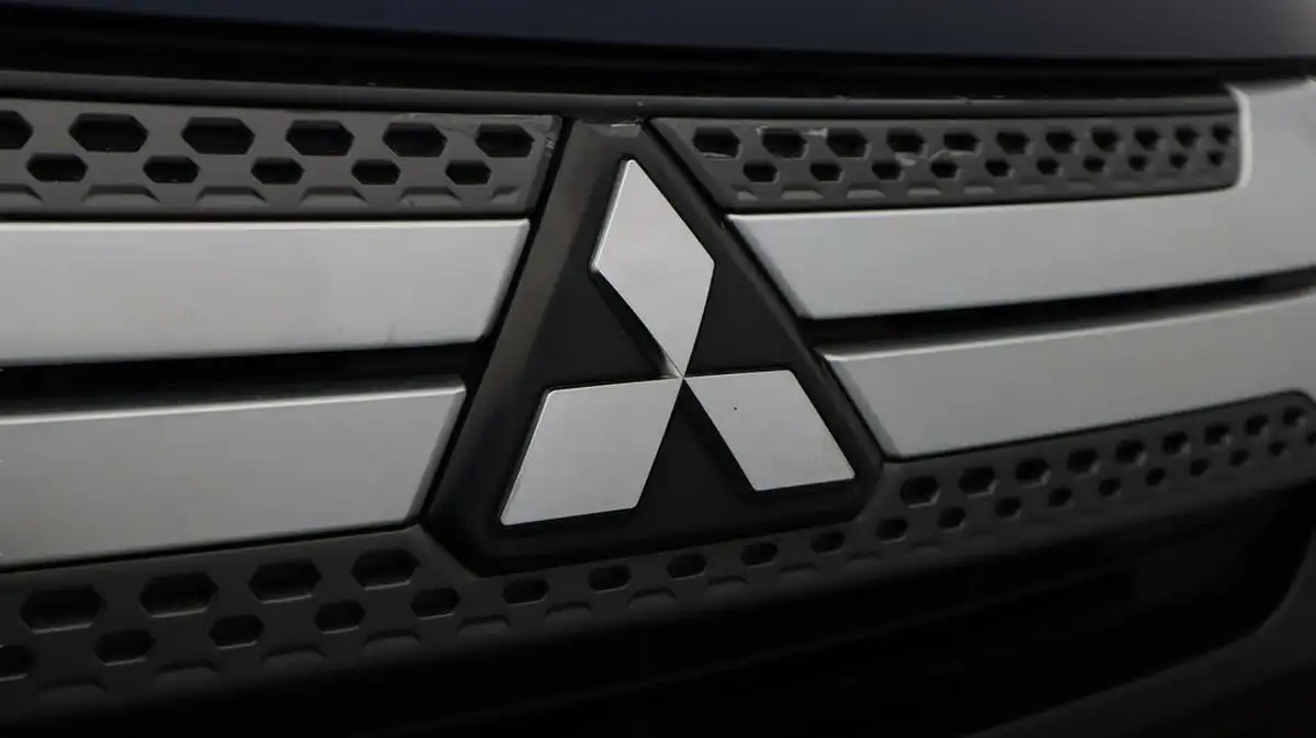 2020-mitsubishi-outlander-20-exceed-big-24
