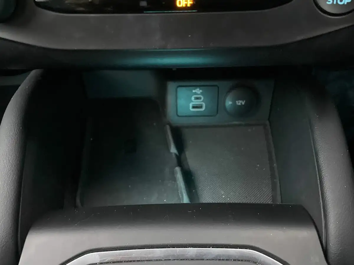 2023-ford-focus-10t-st-line-vignale-155ps-hybrid-mhev-hatchback-powershift-big-26