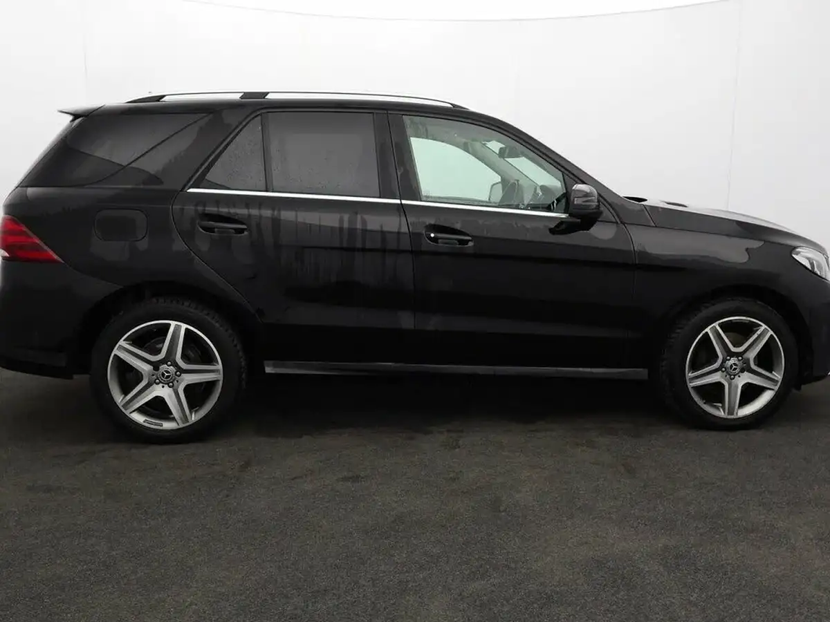 2017-mercedes-benz-gle-class-21d-gle250d-amg-line-big-10