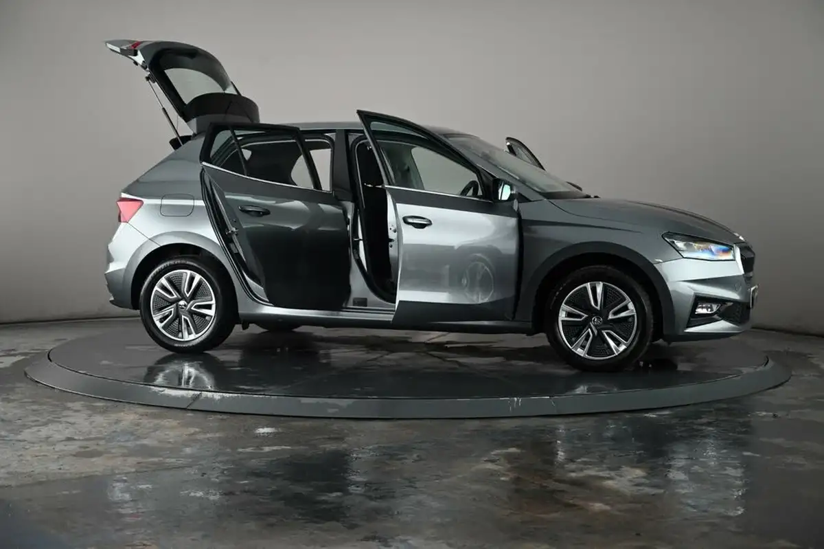 2022-skoda-fabia-10-tsi-se-l-110ps-hatchback-big-30