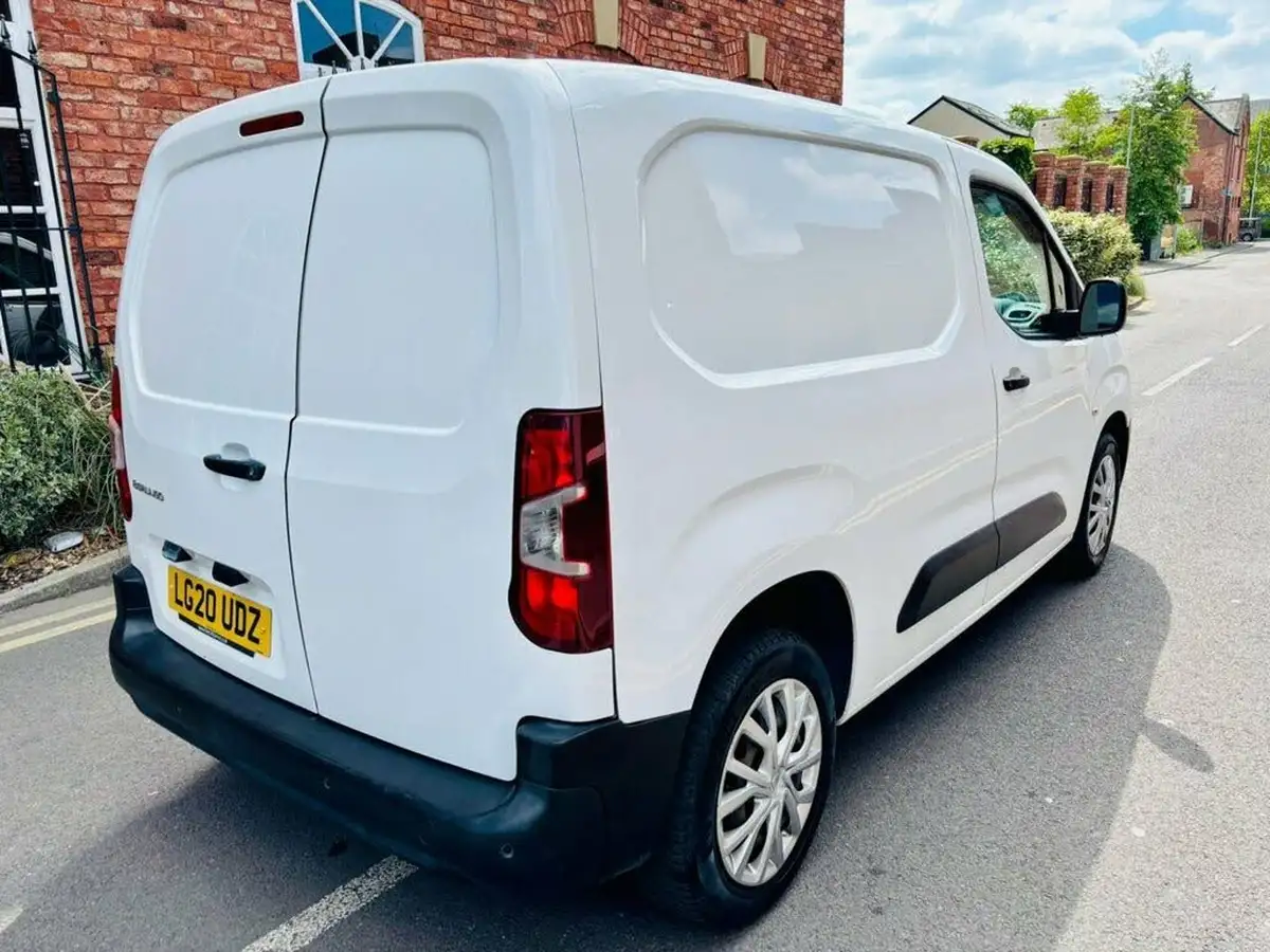 2020-citroen-berlingo-15bluehdi-1000-enterprise-100pseu6dt-e-ss-panel-big-1
