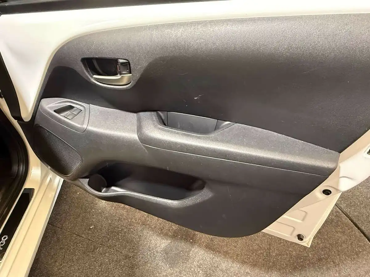 2021-toyota-aygo-10-vvt-i-x-play-tss-x-shift-big-10
