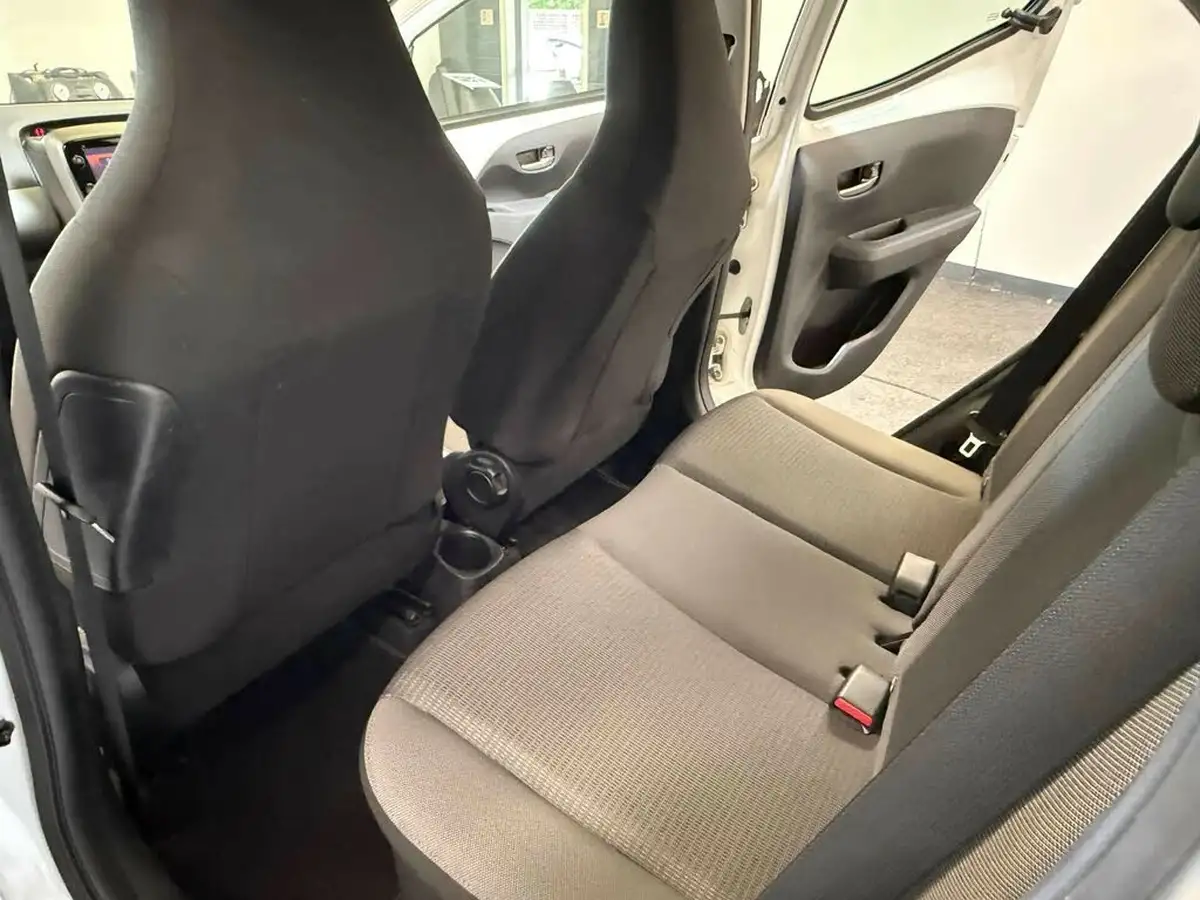 2021-toyota-aygo-10-vvt-i-x-play-tss-x-shift-big-34