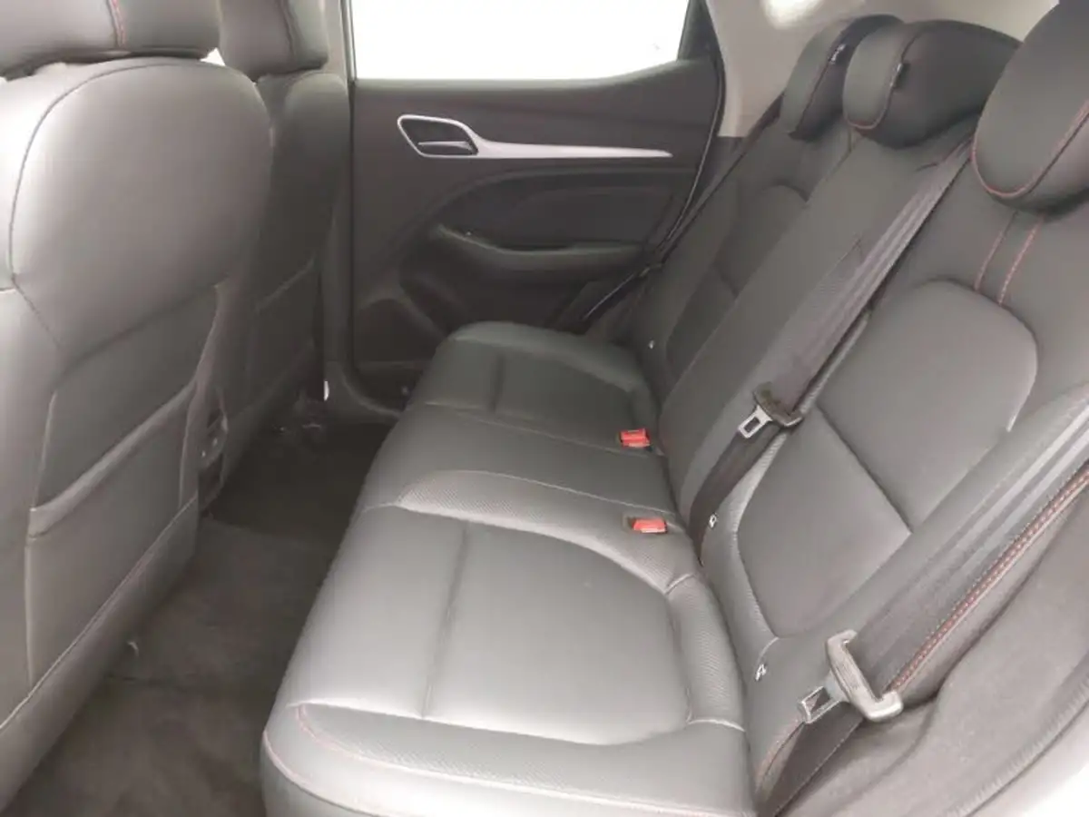 2024-mg-zs-suv-10t-gdi-exclusive-big-5