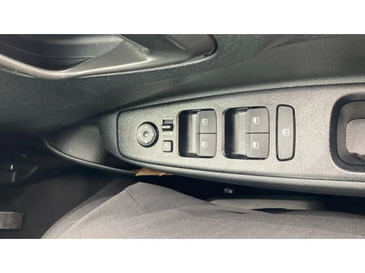 2023-hyundai-i10-12-premium-auto-big-35