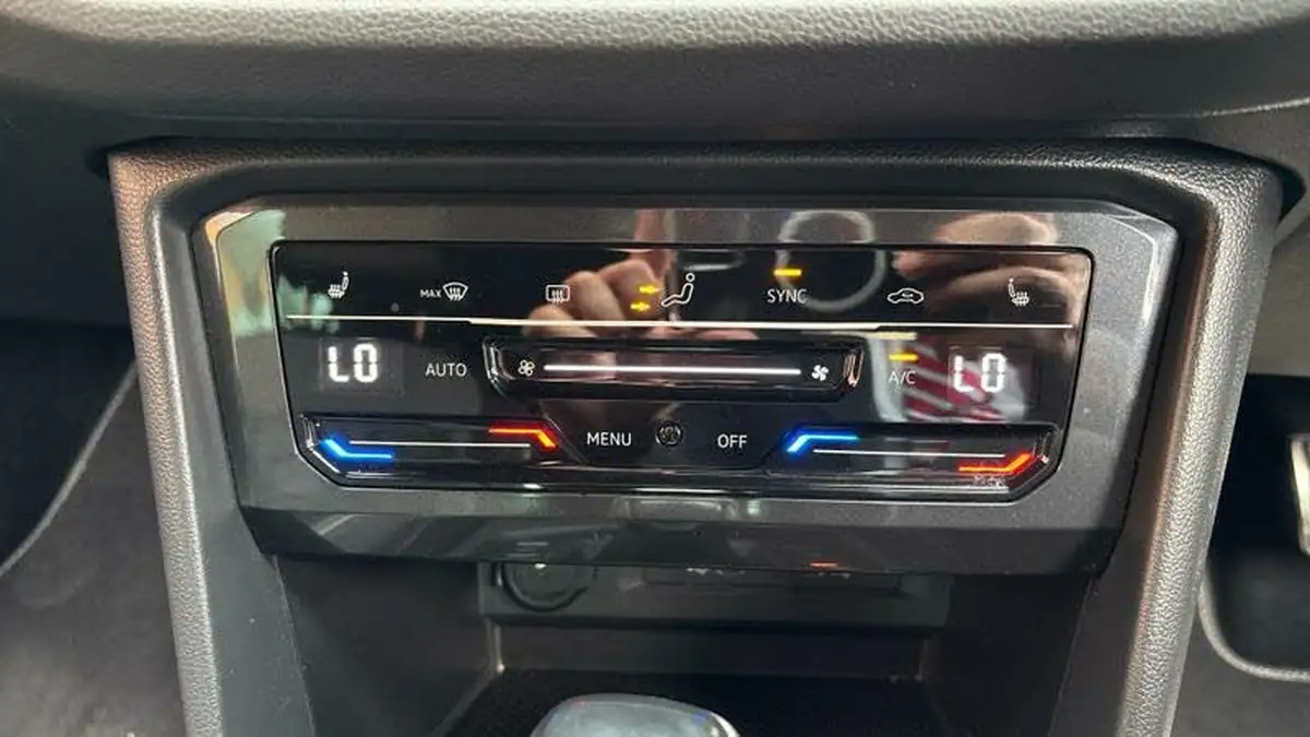2023-volkswagen-tiguan-15-tsi-r-line-big-28