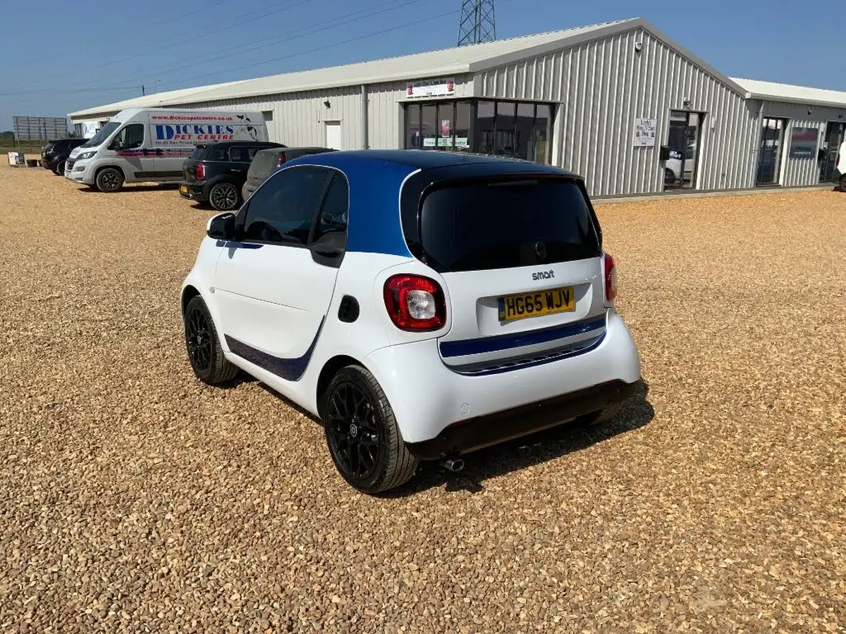 2016-smart-fortwo-10-proxy-premiumss-coupe-twinamic-big-4