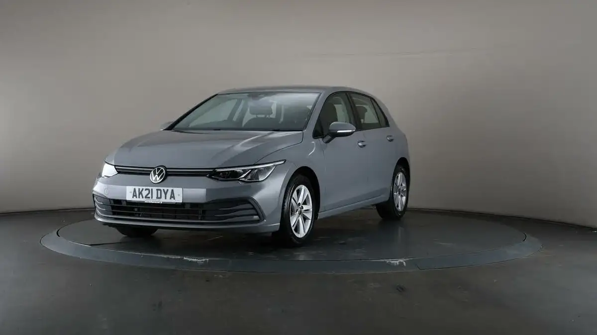 2021-volkswagen-golf-15-tsi-life-150ps-hatchback-big-43