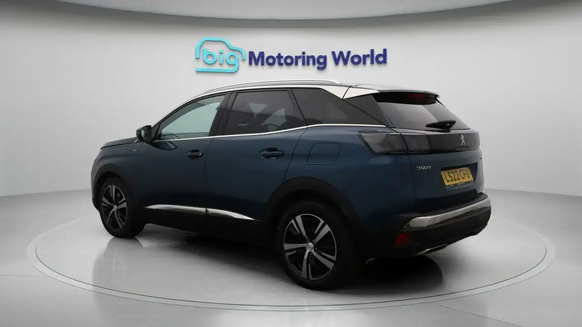 2022-peugeot-3008-suv-16-puretech-gt-225bhp-hybrid-e-eat8-big-5