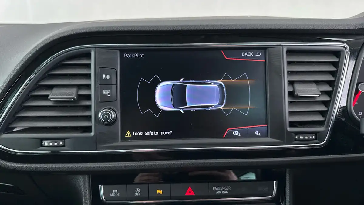 2020-seat-leon-15-tsi-evo-fr-black-edition-150ps-hatchback-big-31