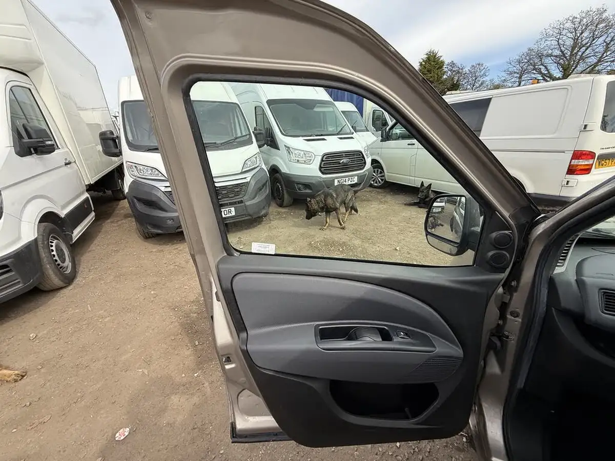2017-fiat-doblo-cargo-16td-l2h1-maxi-sx-105eu6-big-6
