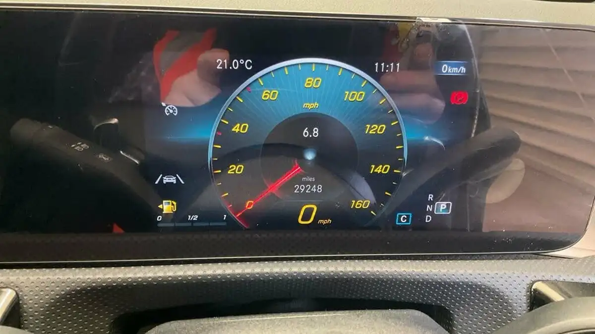 2022-mercedes-benz-a-class-13-a180-amg-line-executive-edition-hatchback-5d-7g-dct-big-7