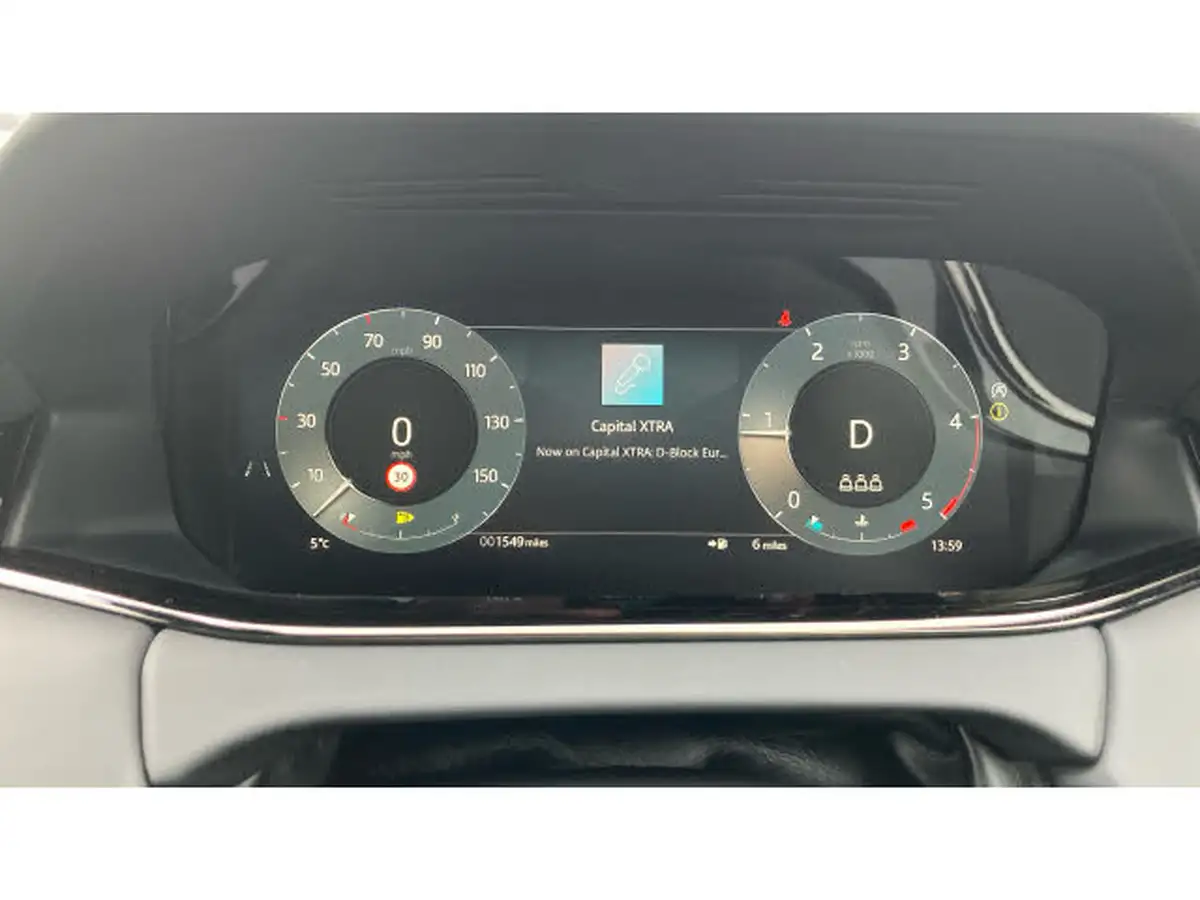 2024-land-rover-range-rover-evoque-20-d200-dynamic-hse-big-15