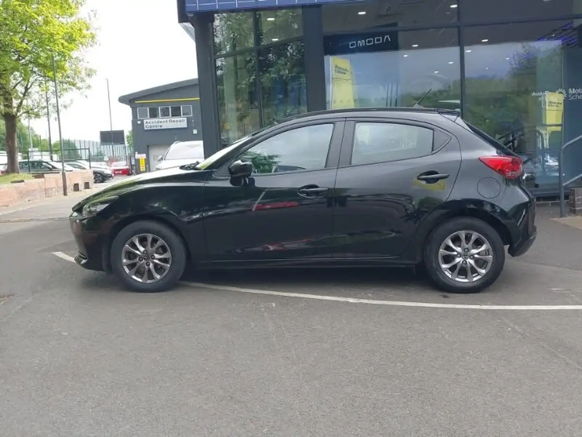2020-mazda-mazda2-15-skyactiv-g-se-l-nav-big-3
