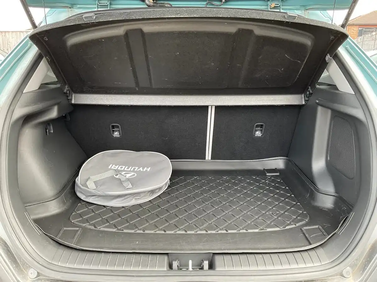 2019-hyundai-kona-e-premium-se-64kwh-big-38
