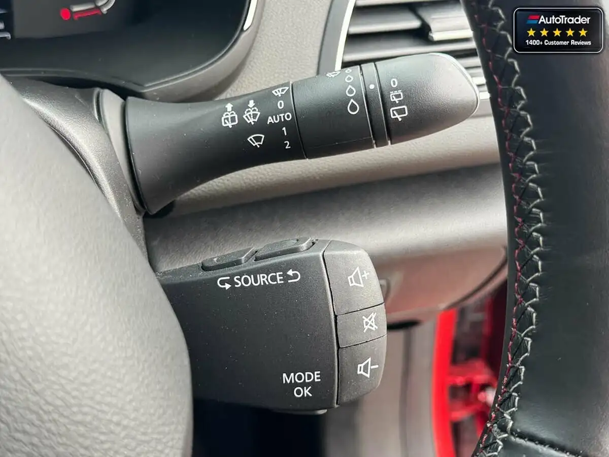 2021-renault-megane-13-tce-rs-line-hatchback-edc-auto-big-13