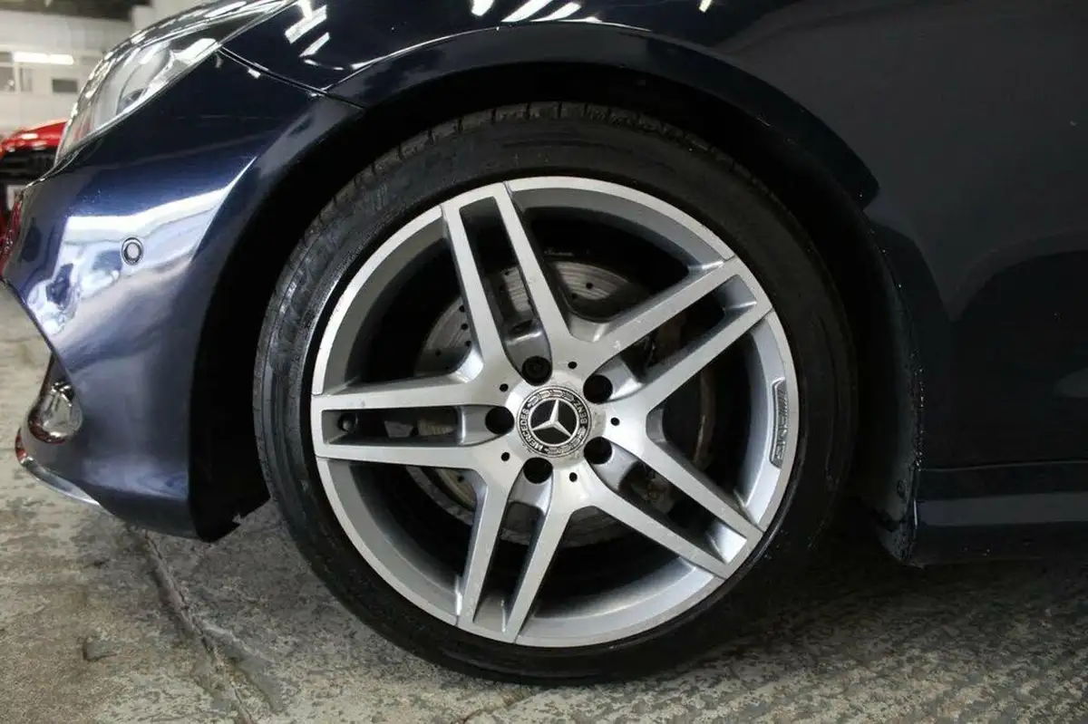 2014-mercedes-benz-e-class-21td-e250-cdi-amg-sport-21cdi-coupe-2d-big-52