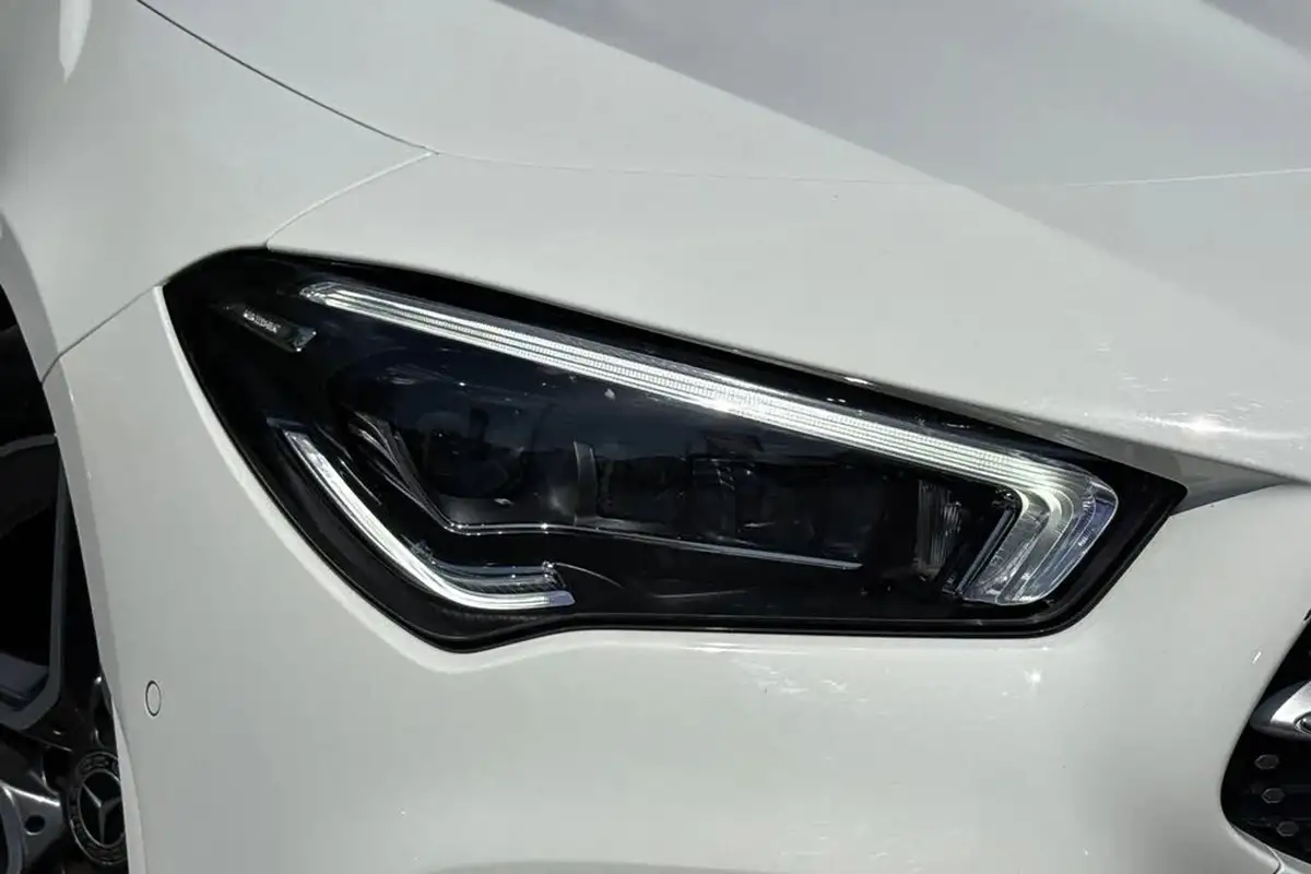 2021-mercedes-benz-cla-13-cla-180-amg-line-premium-plus-coupe-4d-big-26
