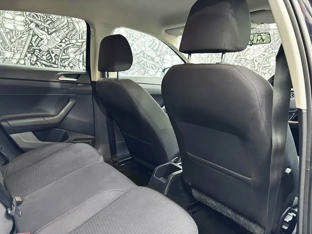2021-volkswagen-polo-10-tsi-match-big-26