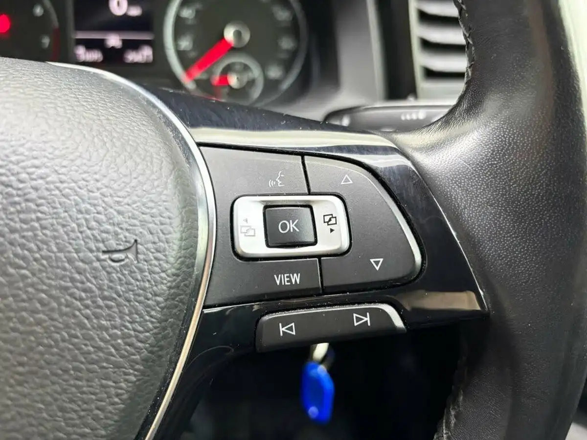 2021-volkswagen-polo-10-tsi-match-big-22
