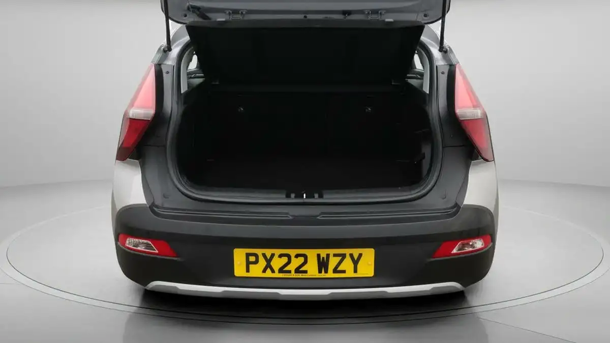 2022-hyundai-bayon-10-t-gdi-se-connect-dct-big-17