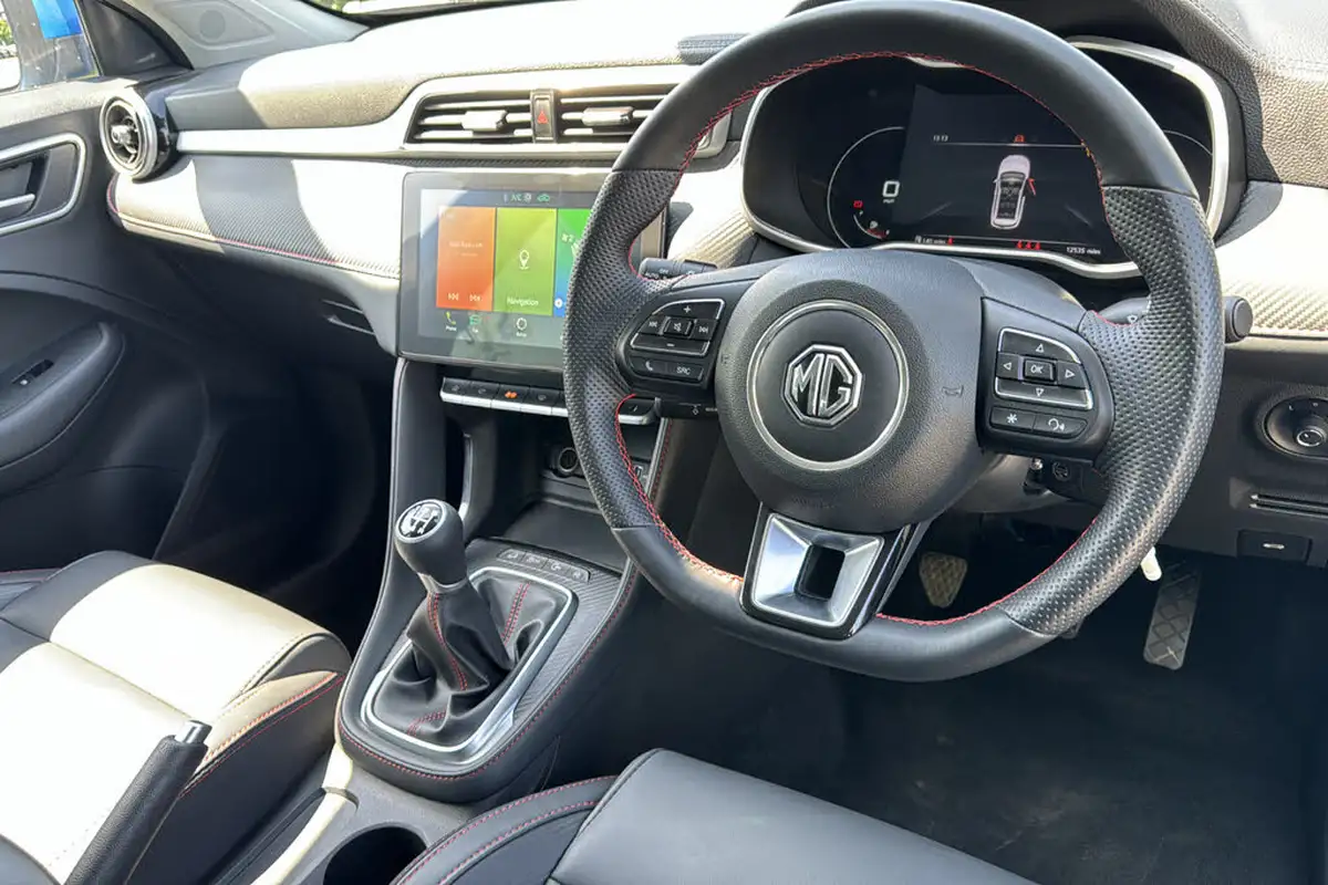 2024-mg-zs-suv-15-vti-tech-exclusive-big-9