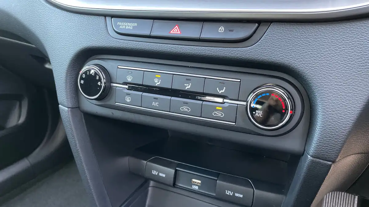 2021-kia-ceed-10-t-gdi-2-sportswagon-big-25