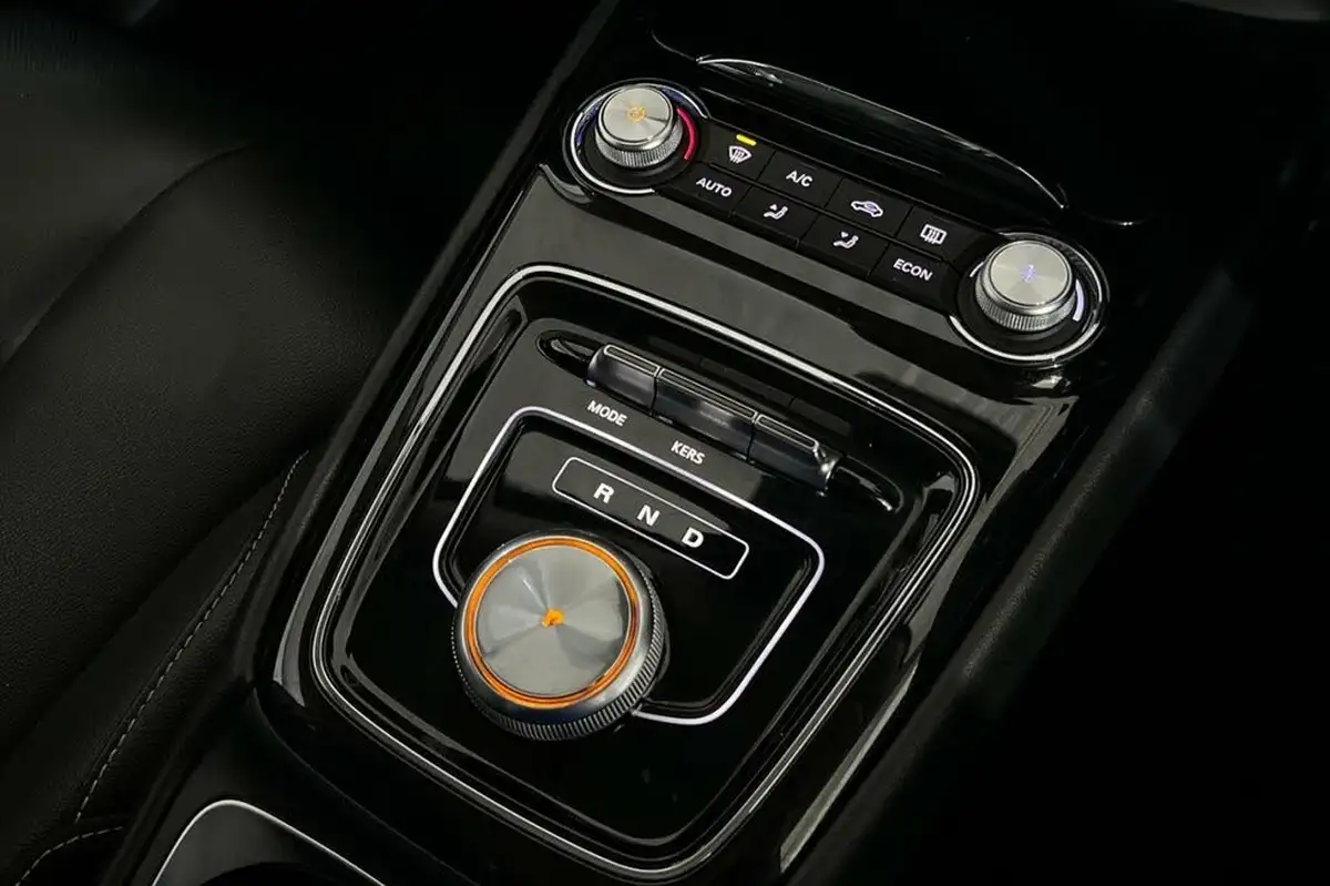 2021-mg-mg5-e-exclusive-ev-long-range-big-36