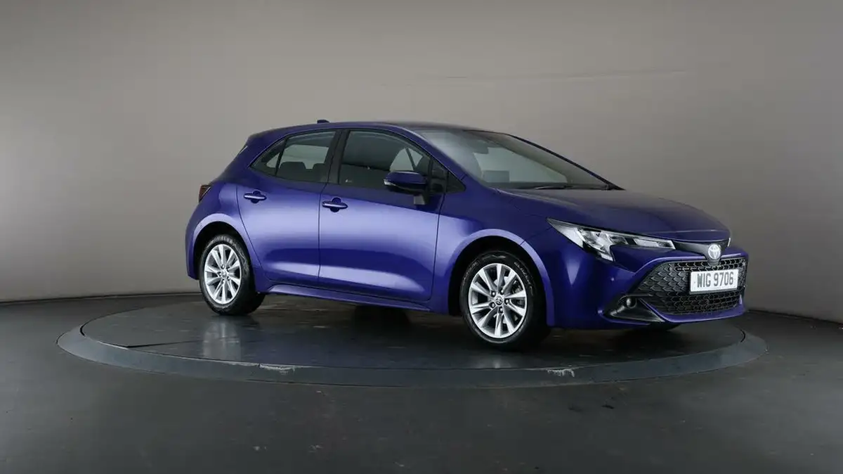 2023-toyota-corolla-18-vvt-i-icon-138bhp-hatchback-5d-big-55
