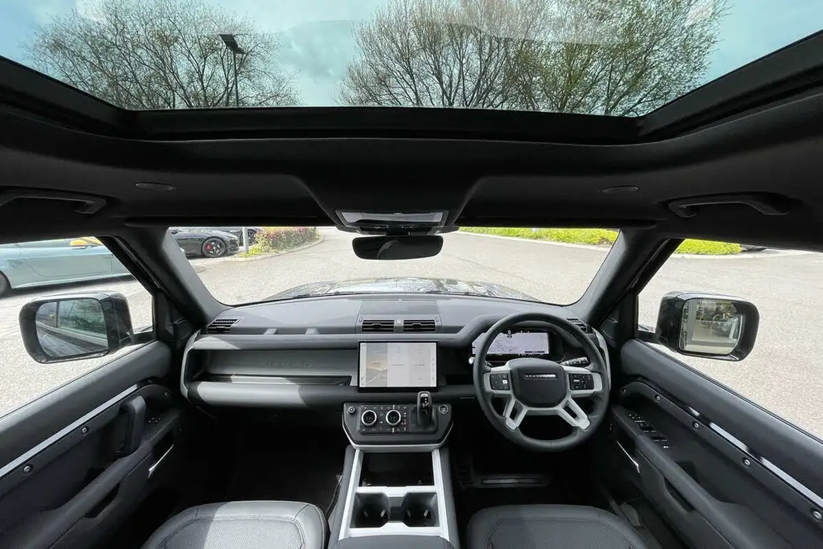 2024-land-rover-110-defender-30-d250-x-dynamic-se-2997cc-big-2